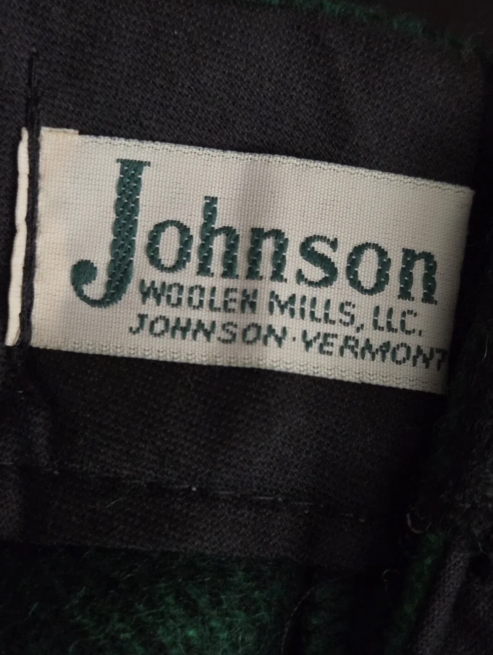 Johnson Woolen Mills v40green pre
